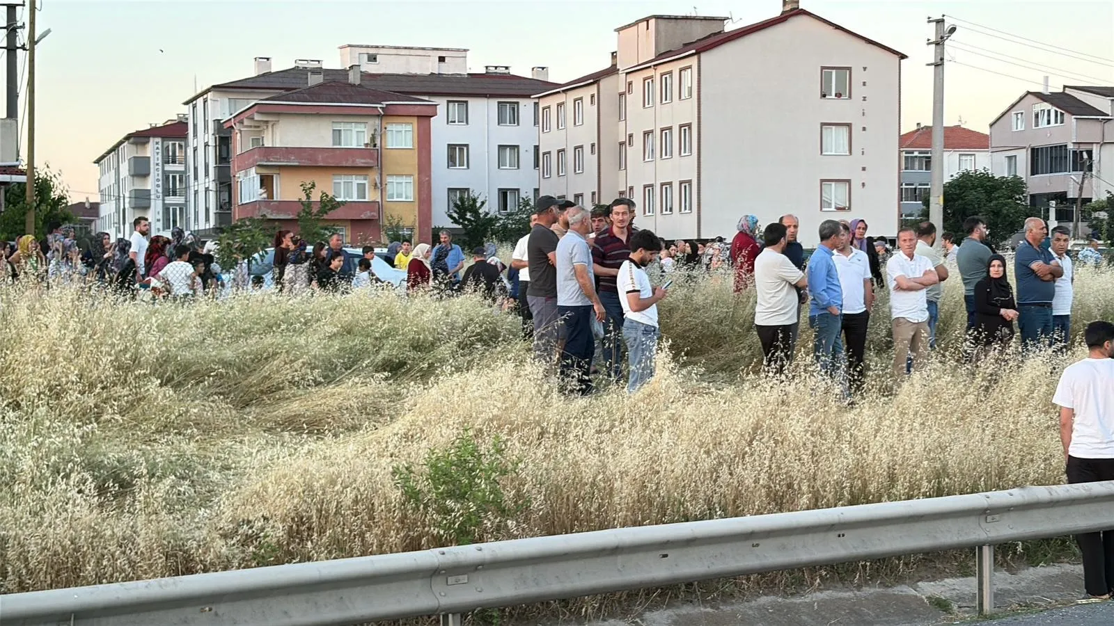 Çorlu'da feci kaza: 15 yaşındaki Rabia hayatını ka