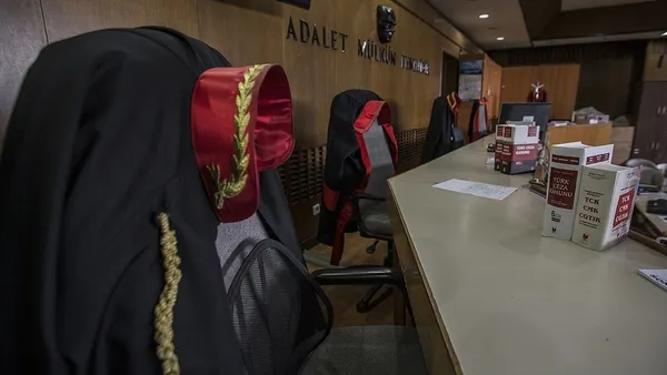 Adalet Bakanı Bekir Bozdağ'dan Türk yargısı açıklaması! Hakim ve savcılara saygısızlık - 4