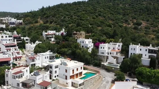 Firari Can Dündar’ın kaçak villasının yıkım tarihi belli oldu! Hazine arazisini işgal ettiği ortaya çıkmıştı