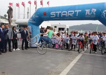 59 çocuğa bisiklet hediye edildi