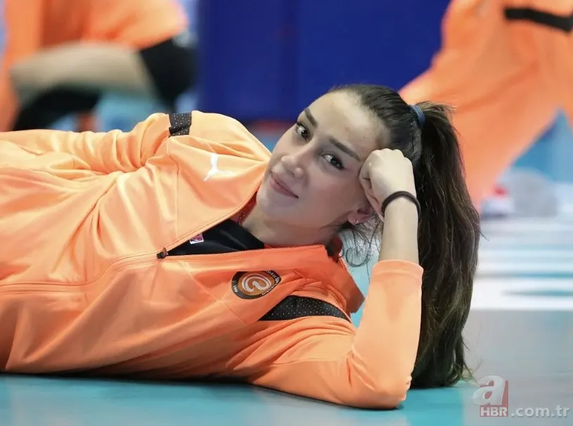 Milli voleybolcu Hande Baladın'ı bunalıma sokan taciz! Korkudan antrenmanlara bile gidemiyor 2