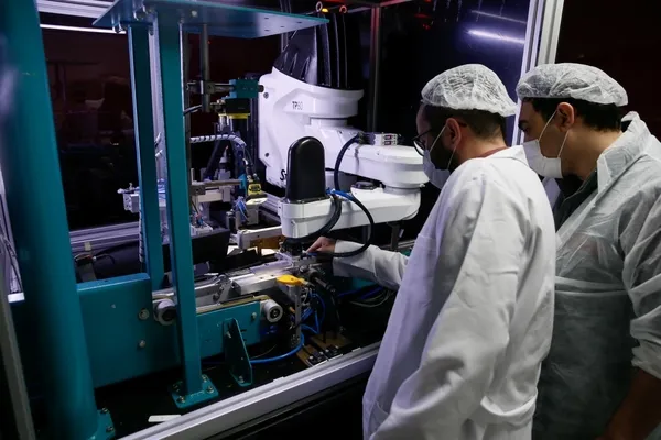 Türkiye’de üretildi! 5 dakika içerisinde Kovid-19 test sonucunu veriyor - 7