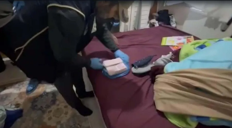 fetonun-manisadaki-yeni-yapilanmasina-operasyon-24-tutuklama-1775725581124.jpg (Foto: DHA)