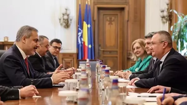 Dışişleri Bakanı Fidan’dan siyasi temas! Romanya Başbakanı Marcel Ciolacu ile görüştü