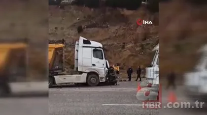 Korkunç kaza! Hafriyat kamyonu altına aldığı otomobili metrelerce sürükledi