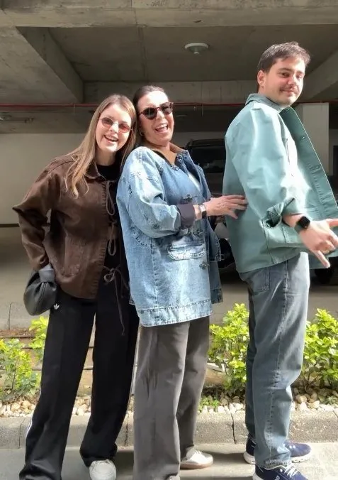 Perihan Savaş’ın oğlu ve geliniyle yaptığı paylaşım gündem oldu! Çok benziyorsunuz