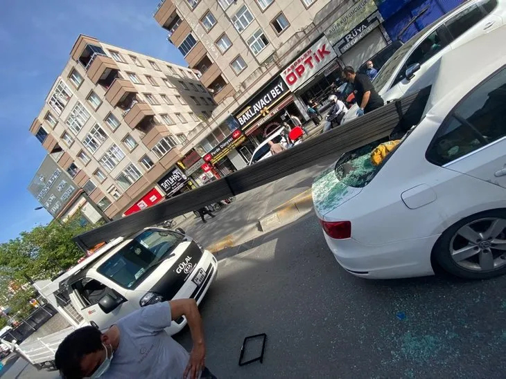 Son dakika | Bu kazadan kimse yara almadan kurtuldu! Mızrak gibi saplandı