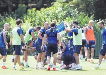 Pereira gitti Samandıra'ya neşe geldi