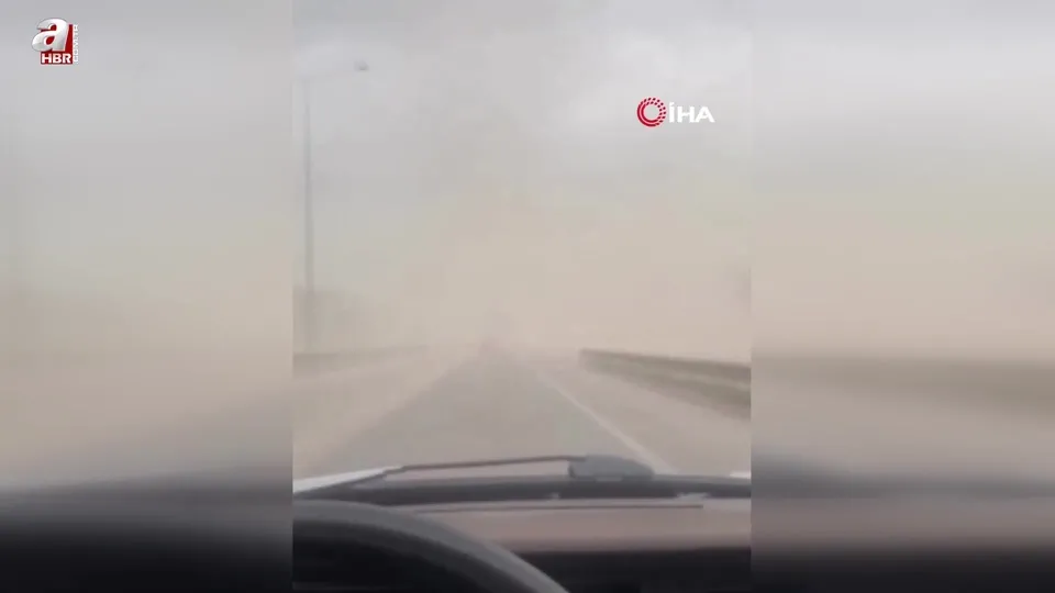 Lodos İnegöl’ü toz bulutu ile kapladı