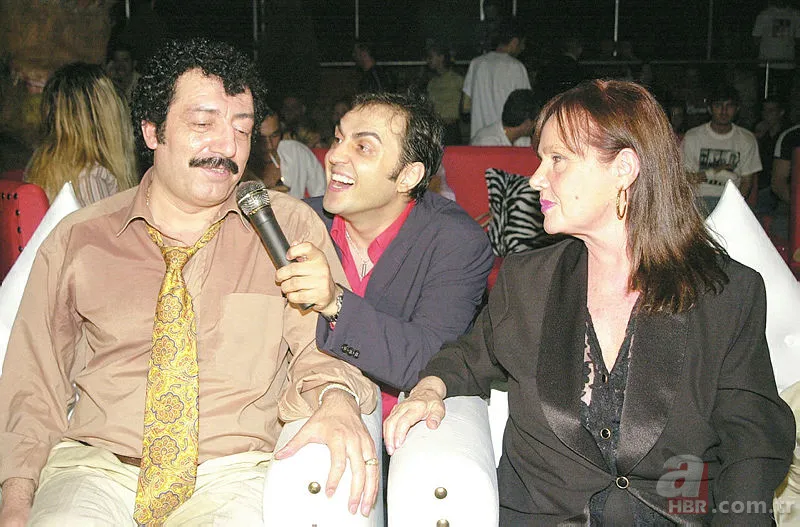 Muhterem Nur kimdir, kaç yaşında? Müslüm Gürses ve Muhterem Nur arasında kaç yaş fark var? 7