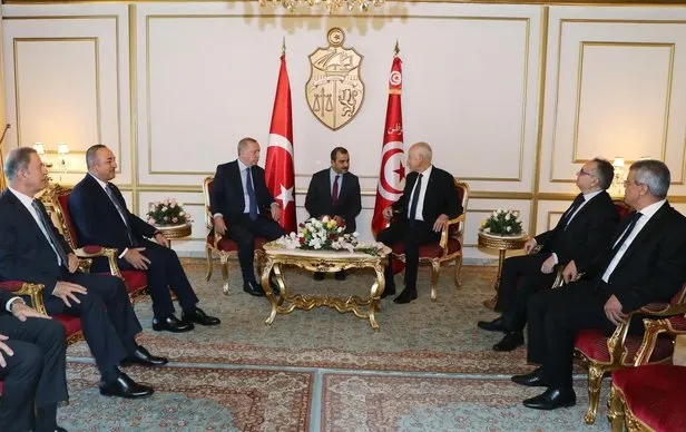 Başkan Erdoğan Tunus'a sürpriz ziyaret! Cumhurbaşkanı Said görüşecek - 1