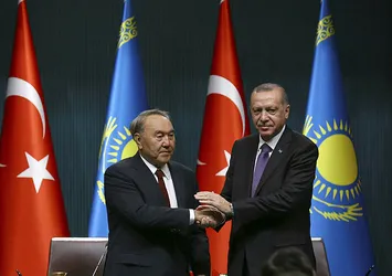 Erdoğan, Nazarbayev ile telefonda görüştü