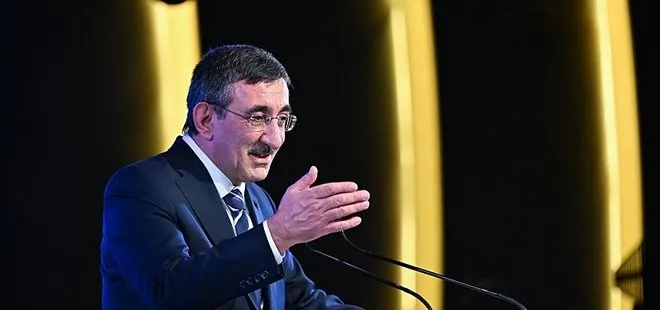AK Parti’nin Anayasa Komisyonu kapsamlı çalışmalarına bayram sonrası başlıyor