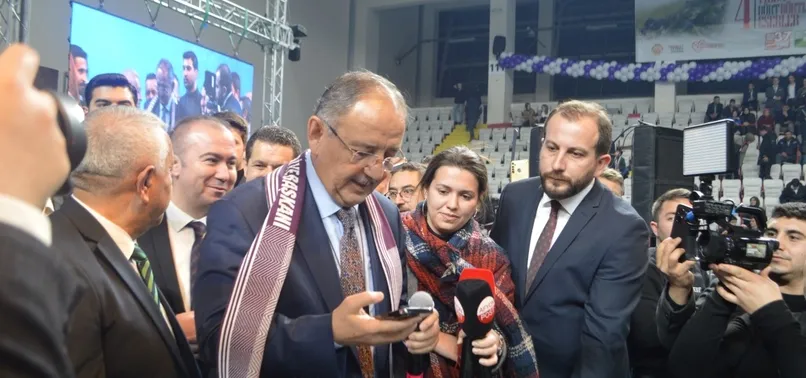 Başkan Erdoğan TİS İmza Töreni'ne telefonla bağlandı: Seçim arifesinde imza törenini gerçekleştirdiğiniz için çok mutlu oldum