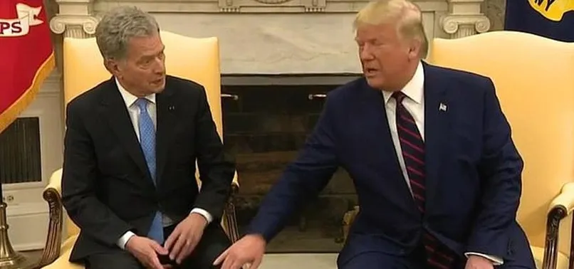 Trump'ın el hareketi soğuk rüzgarlar estirdi!
