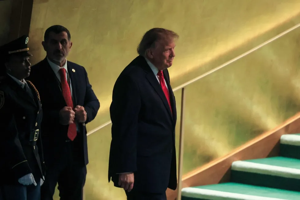 abd-baskani-trumptan-bmnin-81-genel-kurulunda-onemli-mesajlar-1790089456997.jpeg ABD Başkanı Trump'tan İran mesajı: Anlaşma seçimden sonra - 3