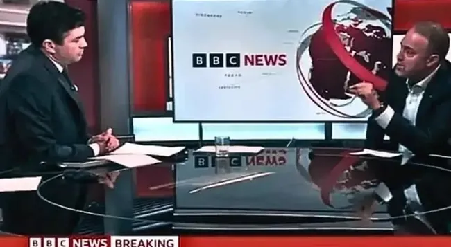 bbc-sunucusuna-dondu-kaldi-filistinliler-olurken-beni-davet-ettin-mi-1696959541876.jpeg BBC sunucusuna dondu kaldı: Filistinliler ölürken beni davet ettin mi? - 6