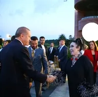 Cumhurbaşkanı Erdoğan sanatçı ve sporculara iftar verdi