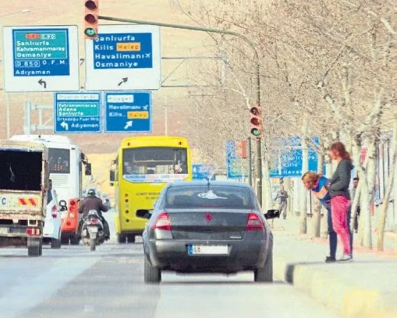 gaziantep te yol ortasinda fuhus pazarligi a haber en son haberler