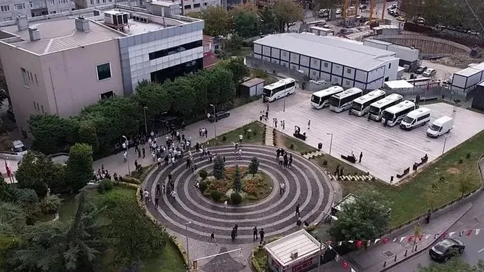 chpli-hasan-mutlunun-tutuklama-gerekcesi-ortaya-cikti-ihbar-ile-baslayan-sorusturma-1758168526629.jpeg Bayrampaşa Belediyesi