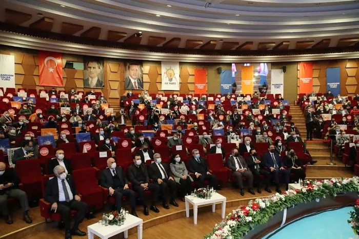 AK Partili Bayram Şenocak'tan CHP'ye Boğaziçi provokasyonu tepkisi: Örgütlere diyet ödüyor - 6