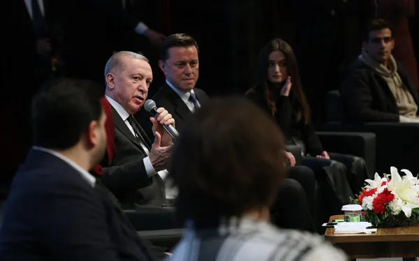 Başkan Erdoğan’dan vatandaşa Engellendik edebiyatına kanmayın uyarısı: Her belediye kamu kaynaklarından adil biçimde yararlandı