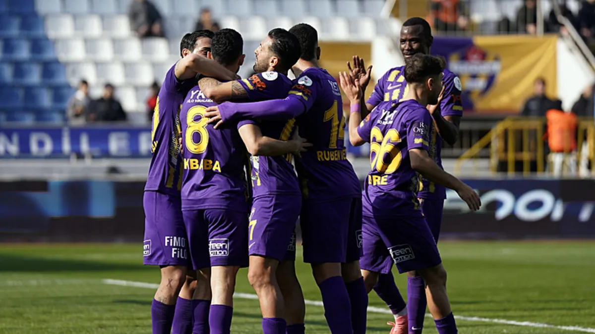 Eyüpspor evinde Konyaspor'u mağlup etti! Maçın ardından kavga çıktı