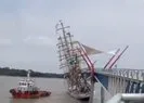 Kontrolden çıkan gemi köprüye çarptı