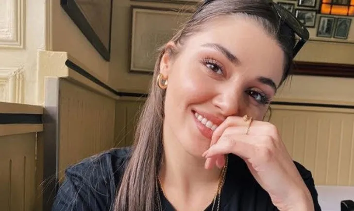 Hande Erçel makyajsız haliyle sosyal medyayı salladı