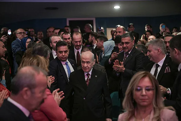 mhp-lideri-devlet-bahceli-hazimsizlik-kelime-i-tevhiddeyse-tarafimizi-ilan-ediyorum-la-ilahe-illallah-muhammed-1704548528051.jpg