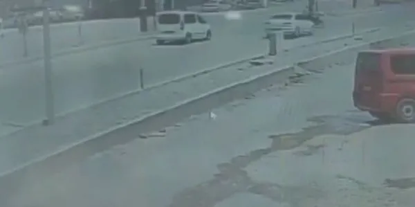 hdpli-tahir-tarhanin-makam-araciyla-carptigi-kisi-hayatini-kaybetti-1623875114266.jpg HDP’li Tahir Tarhan'ın makam aracıyla çarptığı kişi hayatını kaybetti! - 2