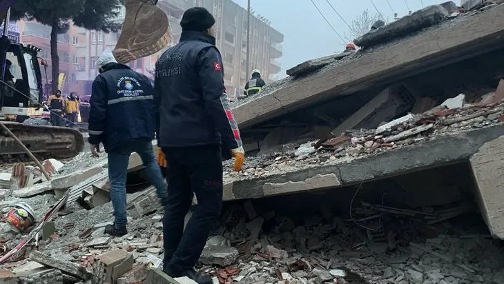 10 ilde şiddetli deprem! Kahramanmaraş, Malatya, Adıyaman, Şanlıurfa, Diyarbakır, Gaziantep...