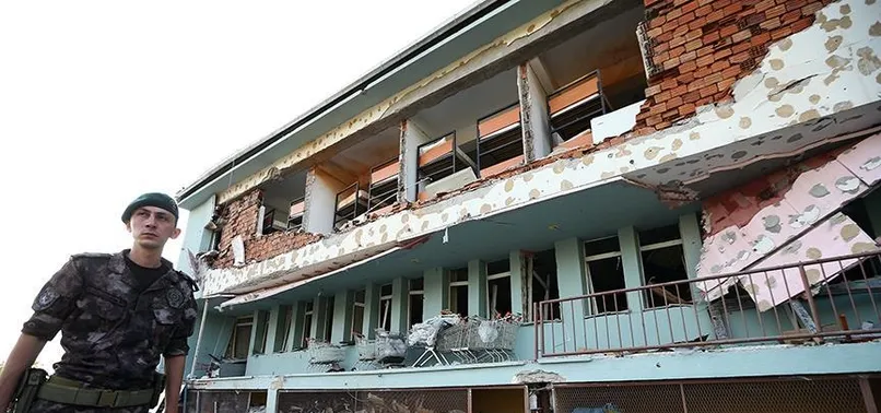 15 Temmuz gecesi Özel Harekat'ın bombalanma anları telsiz konuşmalarına yansıdı
