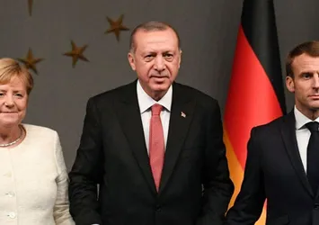 Bloomberg yazarından Macron'a Türkiye uyarısı! Sus ve Merkel'e bırak