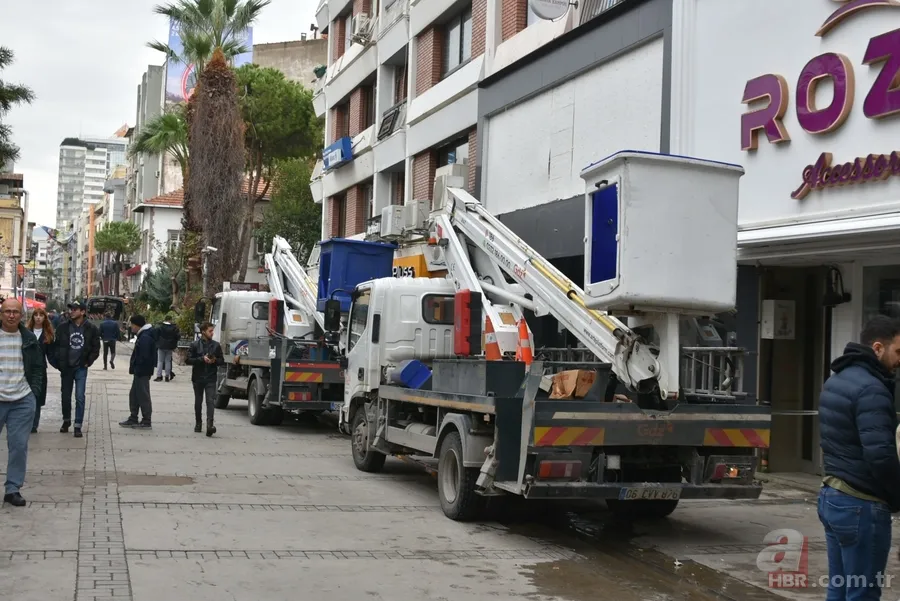 İzmir Venedik’e döndü CHP'li Tunç Soyer Avrupa’ya gitti! İklim krizi diyen Soyer’e vatandaş tepkili: Yönetim krizi... 16