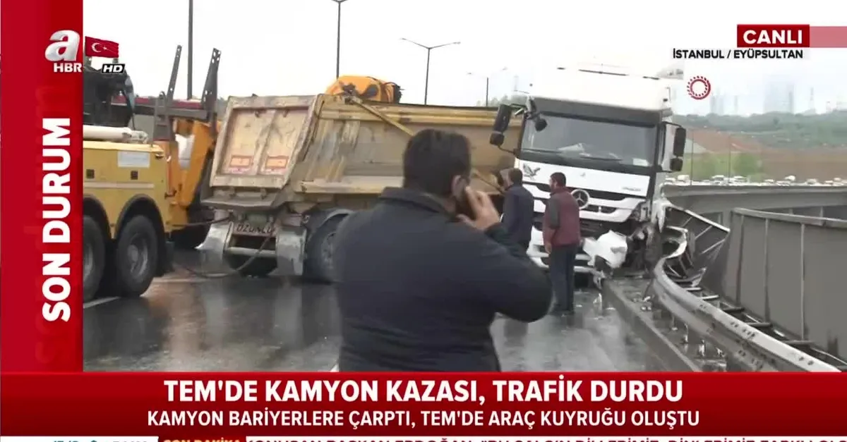 TEM'de feci kaza: Trafik kilitlendi! | Video