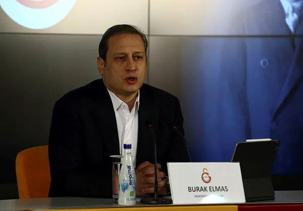 galatasaray-baskani-burak-elmas-menajerlere-odenen-ucretleri-acikladi-falcaonun-menajerine-1645633191051.jpg Galatasaray Başkanı Burak Elmas menajerlere ödenen ücretleri açıkladı! Falcao'nun menajerine... - 2