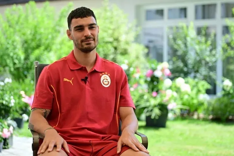 sari-kirmizlilarda-3-oyuncu-icin-ocak-ayinda-ayrilma-karari-verildi-1789382921373.jpeg Üç yıldızın süresi şoke etti! Galatasaray yönetimi yeni transferler için İlkay, Kaan ve Singo'yu gözden çıkardı - 2