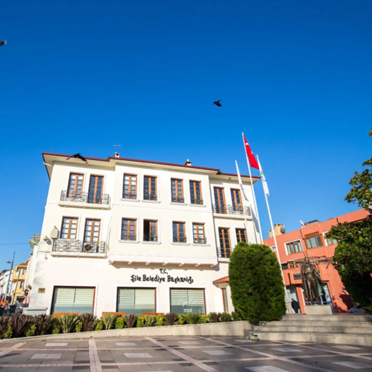 Şile Belediyesine yönelik soruşturmada 16 şüpheli gözaltına alındı