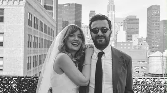 Konuşanlar'ın yıldızı Hasan Can Kaya evlendi! New York'tan sürpriz pozlar