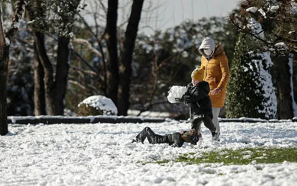 İstanbul’a kar yağmaya devam edecek mi? İstanbul’a kaç gün daha kar yağacak? Flaş İstanbul açıklaması