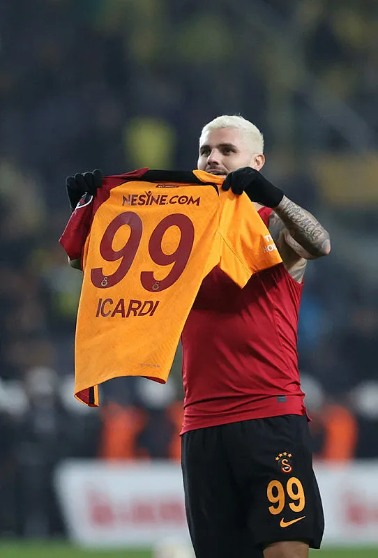 1673375380407.jpg Derbi sonrası Galatasaray'a Icardi müjdesi! PSG kararını verdi! Taraftarın sevgilisinden güzel haber... - 4