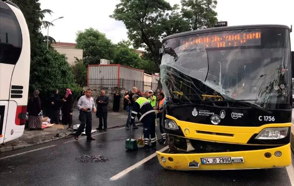 İETT’deki kazaların nedenleri ne? Meğer sistem çoktan çökmüş! Ödemeleri alamadıkları için araçlar bakımsız kaldı