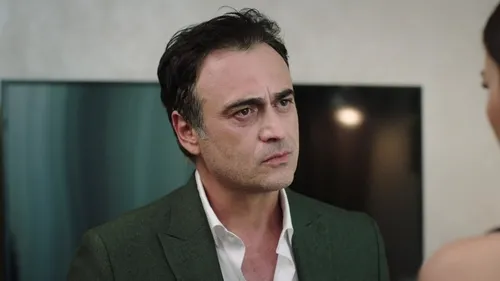 Üvey Anne 6. bölüm 2. fragmanı yayınlandı! "O aşık olduğun adam ben miyim Serap?"