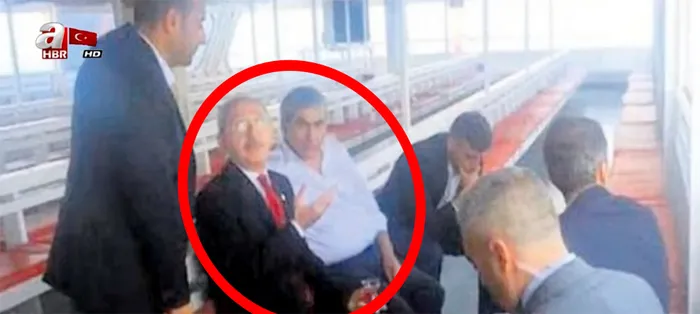 Kemal Kılıçdaroğlu'ndan tekneyle kontrollü kaçış - 1