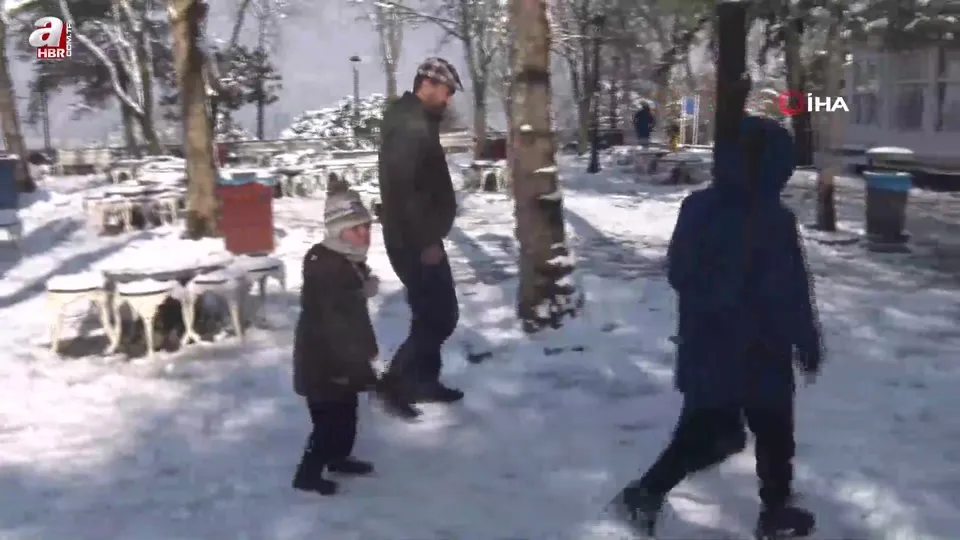 Çamlıca’da çocuklar karın keyfini çıkardı