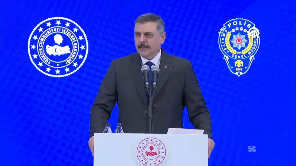 Bakan Çiftçi’den emniyet müdürlerine 30 gün talimatı: Tehlike okula gelmeden tedbir alacağız - 1
