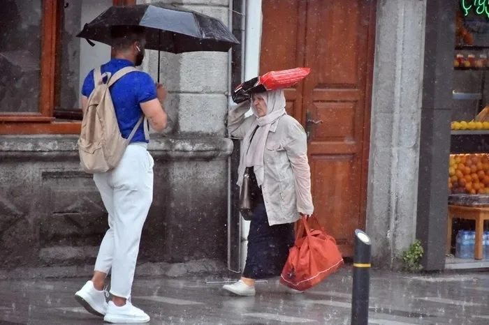 Son dakika | Meteoroloji'den 5 ile sarı kodlu yağış uyarısı! İstanbul'a yağmur müjdesi! Bugün hava nasıl olacak? İşte il il son durum - 9
