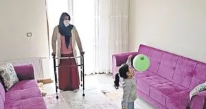 Depremde yaralanan anne kıza devlet şefkati