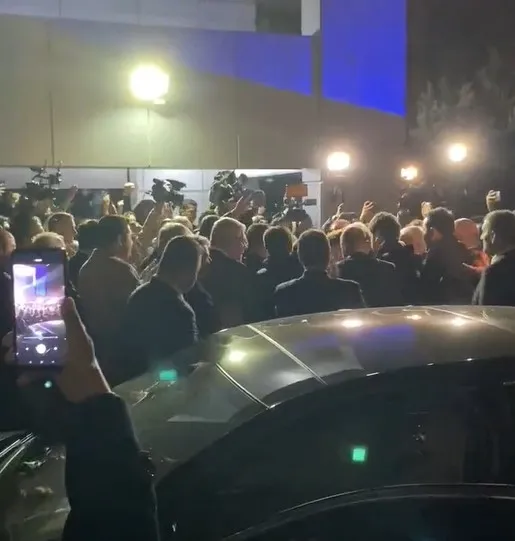 1677787712906.jpg Altılı koalisyonda kulisler yangın yeri! İYİ Partili isimlerden Kılıçdaroğlu'na veto yağmuru: Bizden ona onay çıkmaz - 9